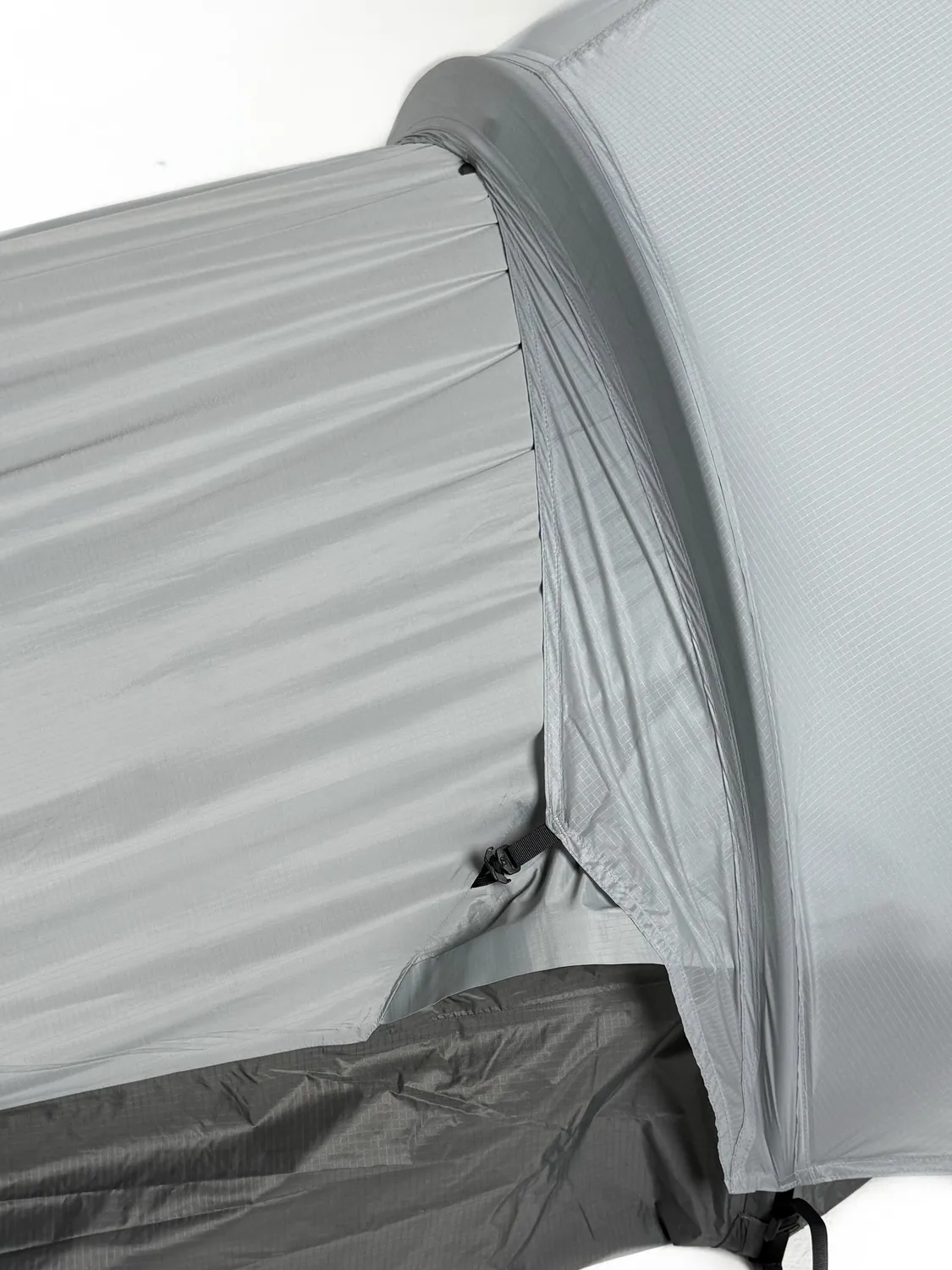 Outdoor Research Helium UL Vestibule apsis Pebble