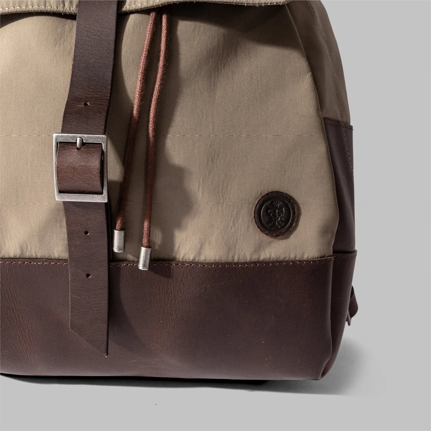 John Partridge Weston Beige Nylon Rucksack ryggsekk 27 l værbestandig