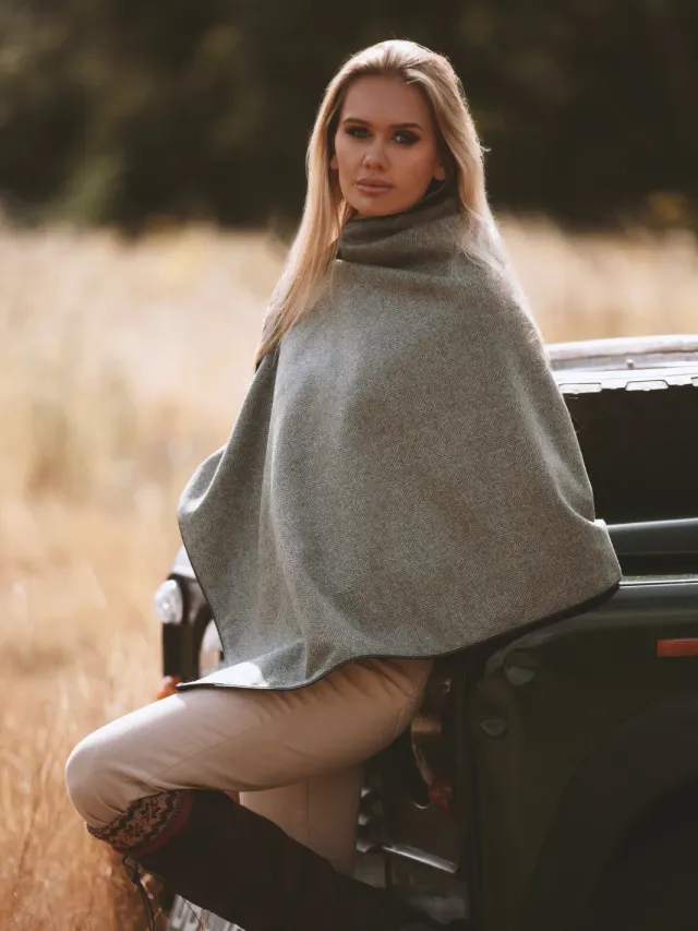John Partridge Tweed Shawl sjal grønt fiskebein 100 % ull