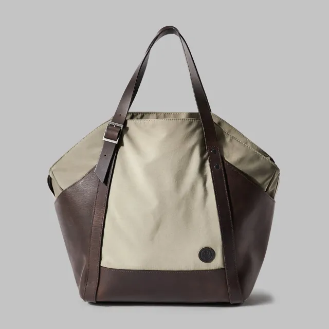 John Partridge Amerton skulderveske beige 29 l vannavvisende