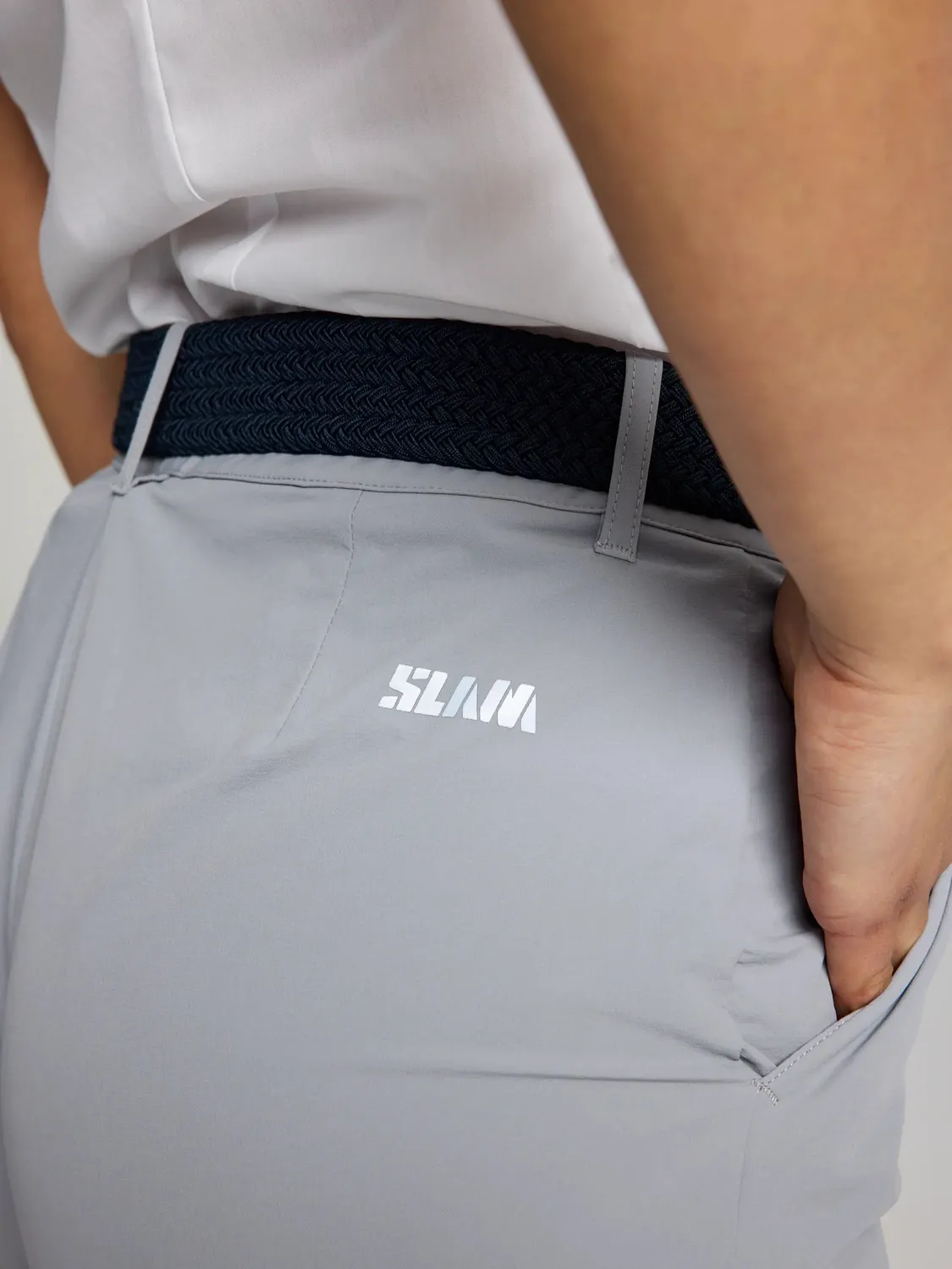 Slam WS Tech Chino Short dameshorts – graphite, lett og hurtigtørkende