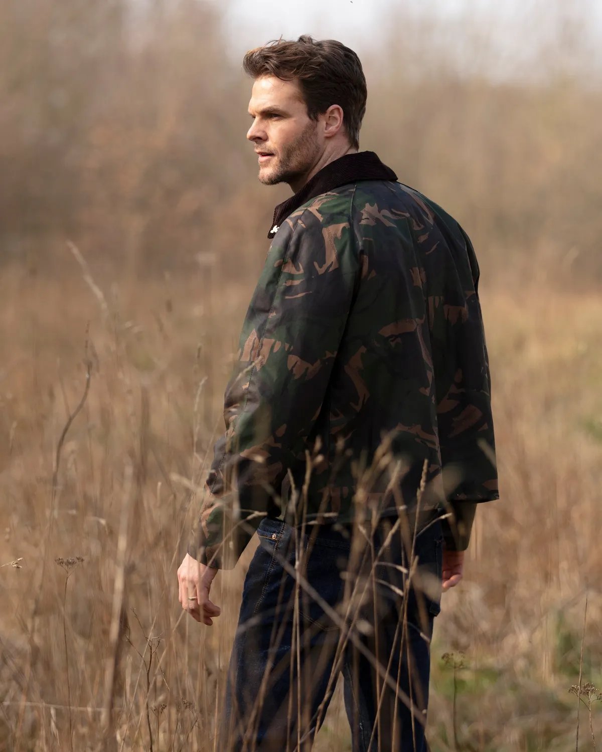 John Partridge Landowner Short Wax Walking Jacket voksjakke Olive Camo