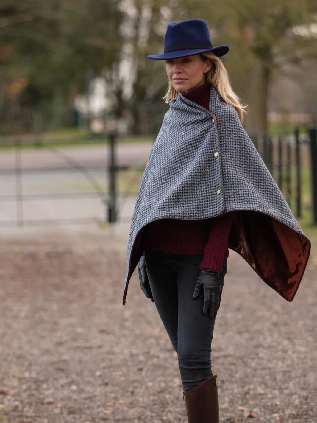 John Partridge Tweed Shawl tweedsjal Navy Houndstooth ull