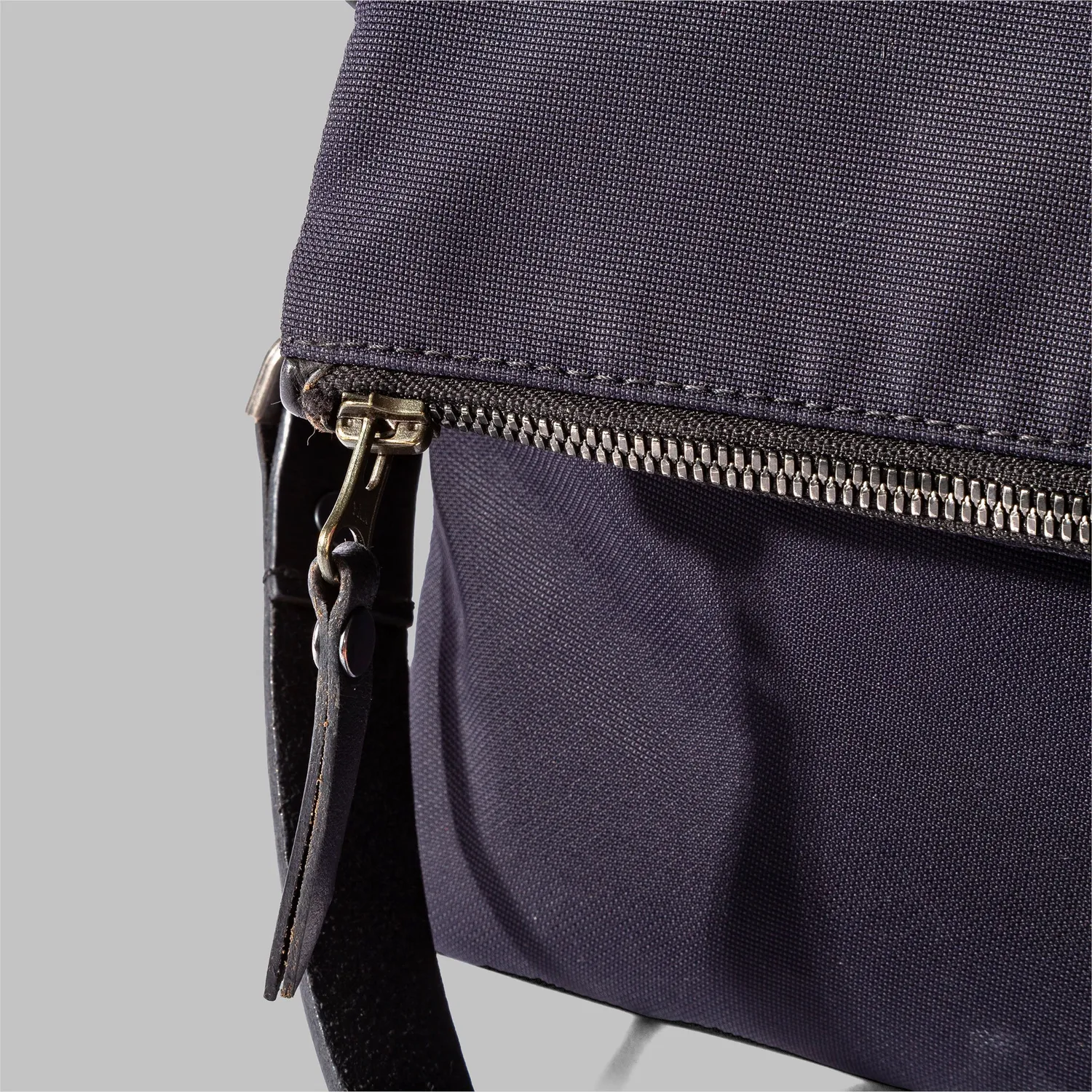 John Partridge Ellesmere Cross Body Bag skulderveske Navy Nylon 14 L