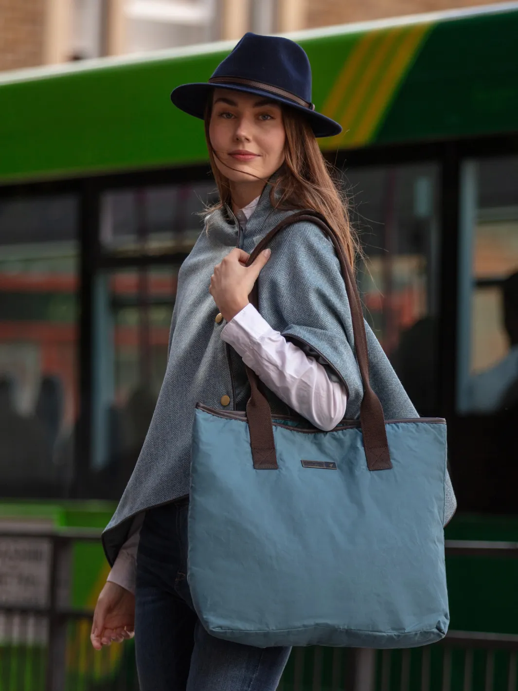 John Partridge Oversized Tote Bag veske Teal – dry wax