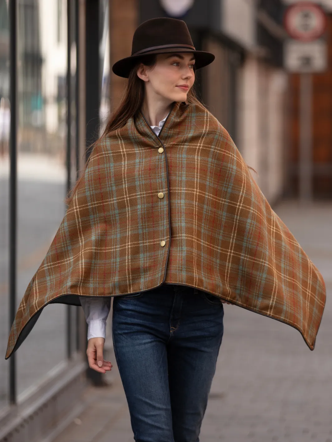 John Partridge Tweed Shawl tweedsjal brun blå rutet ull