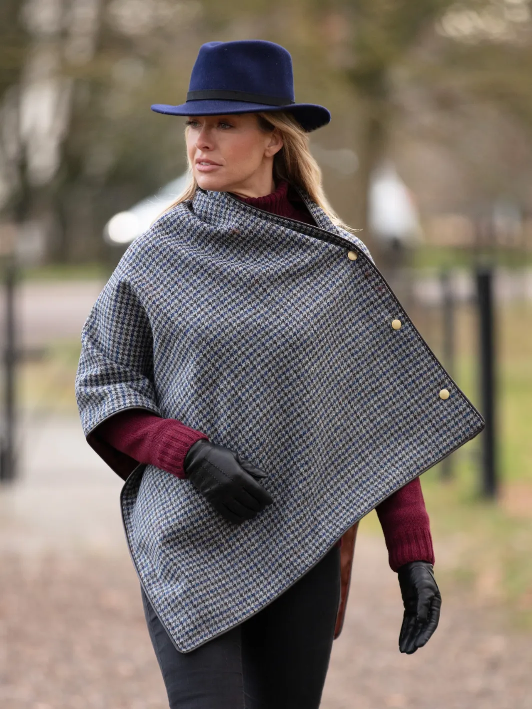 John Partridge Tweed Shawl tweedsjal Navy Houndstooth ull