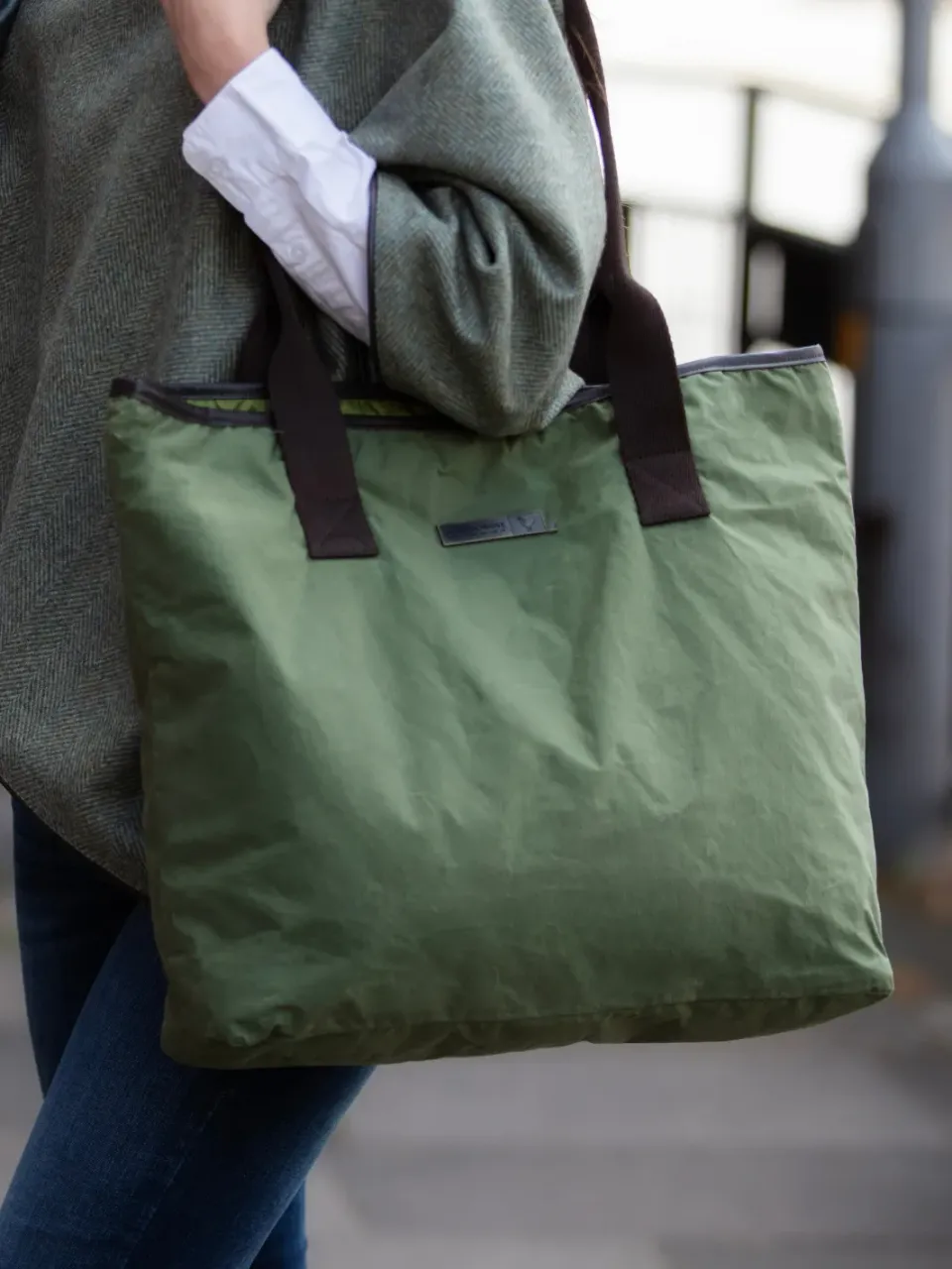 John Partridge Oversized Tote Bag veske grønn dry wax
