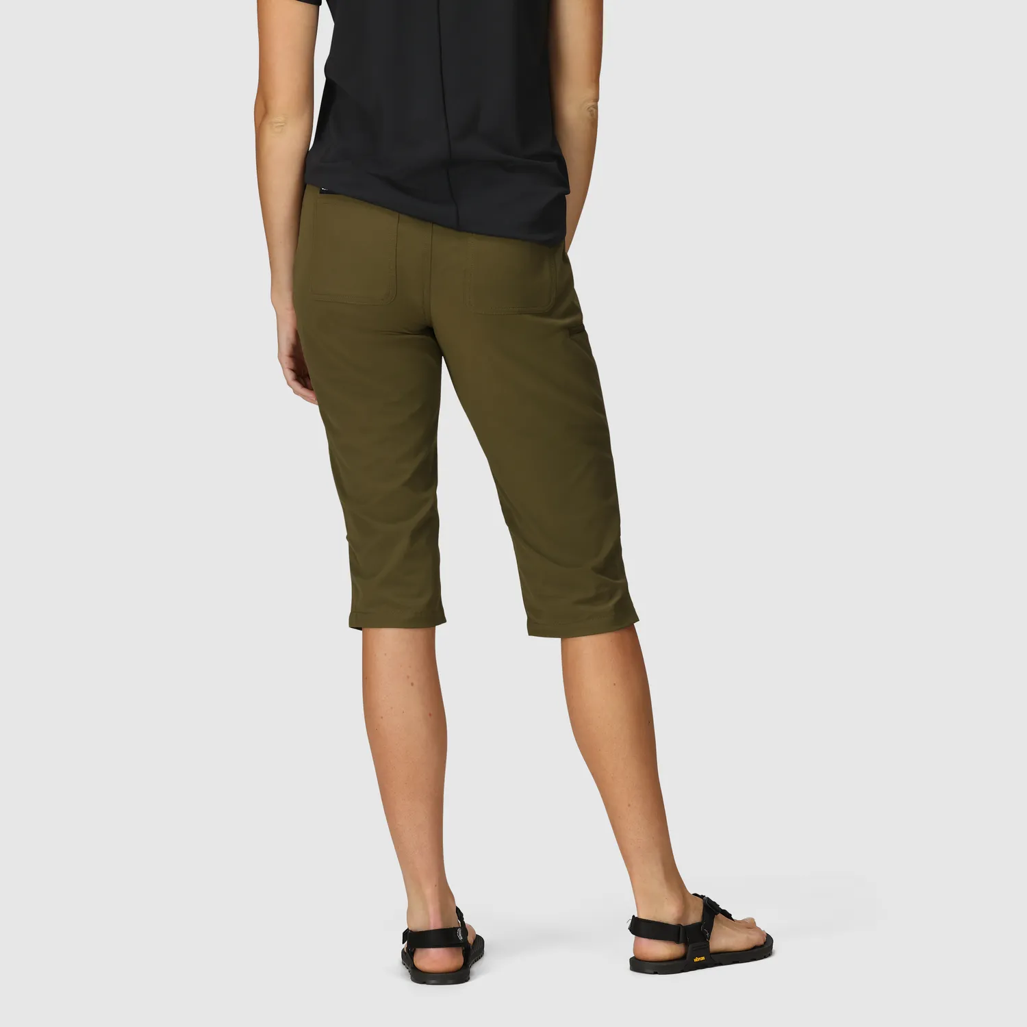 Outdoor Research Ferrosi Capris capribukse Dark Olive dame UPF 50+