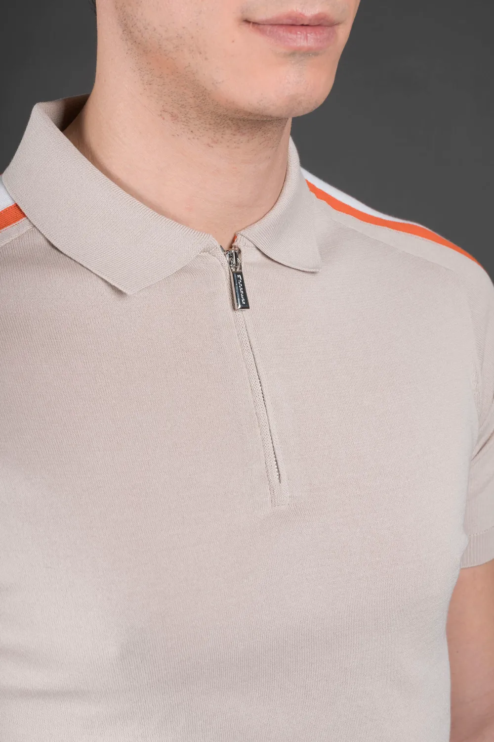 Mooer PEBLE-CRE golfpolo beige/hvit – krøllfri bomull