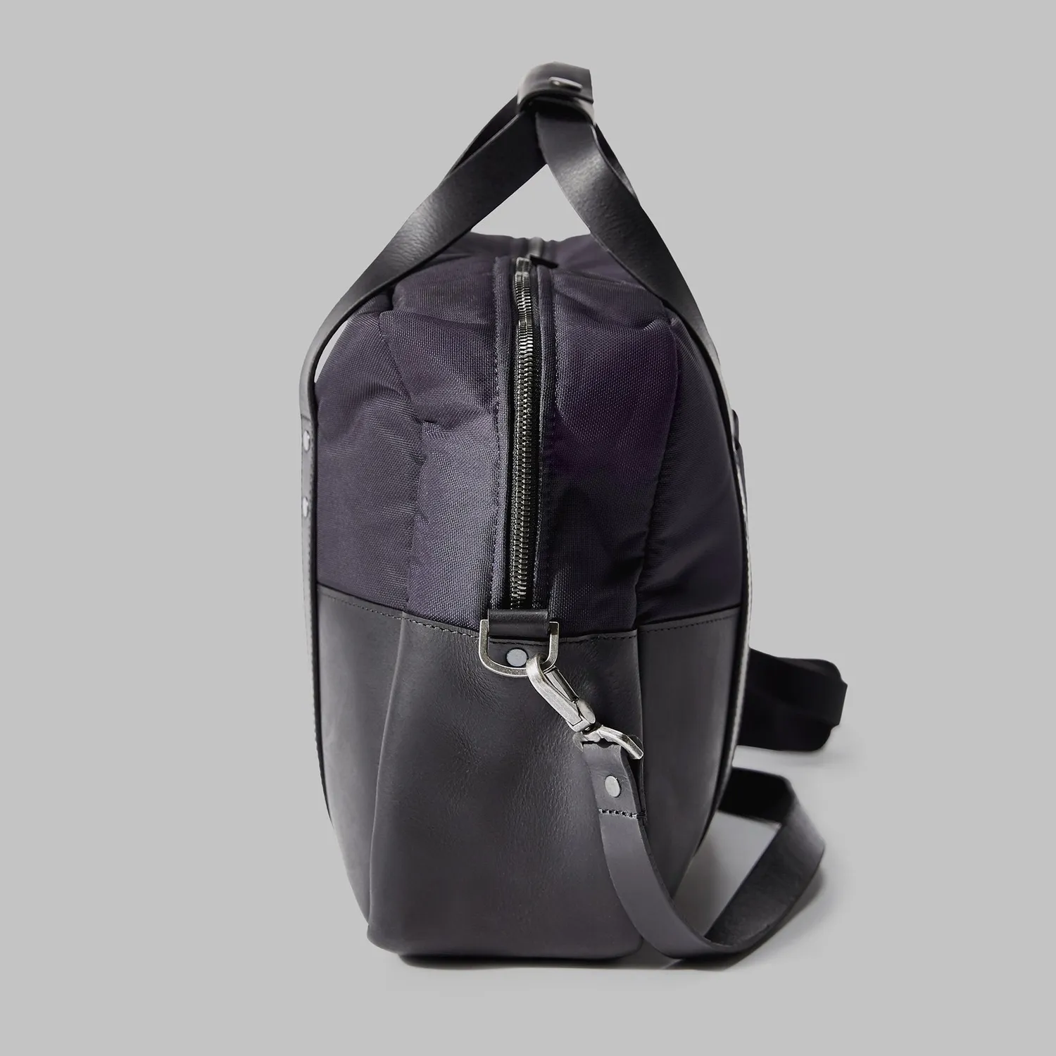 John Partridge Hanley Navy Nylon laptopveske 12 liter