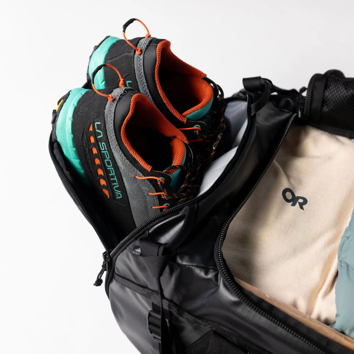 Outdoor Research CarryOut Duffel 40L duffelbag Solid Black 40 liter