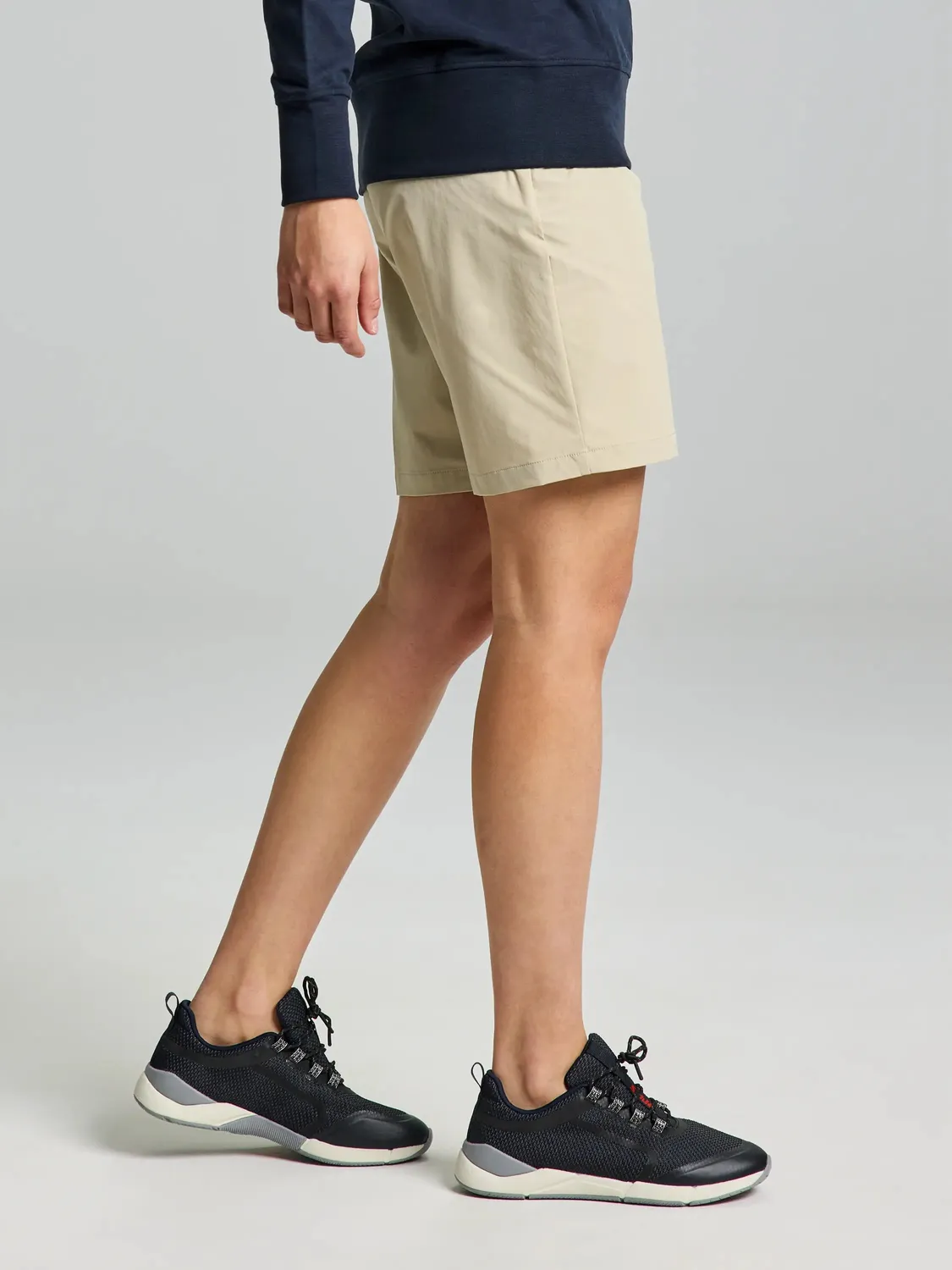 Slam WS Tech Chino Short dameshorts – graphite, lett og hurtigtørkende