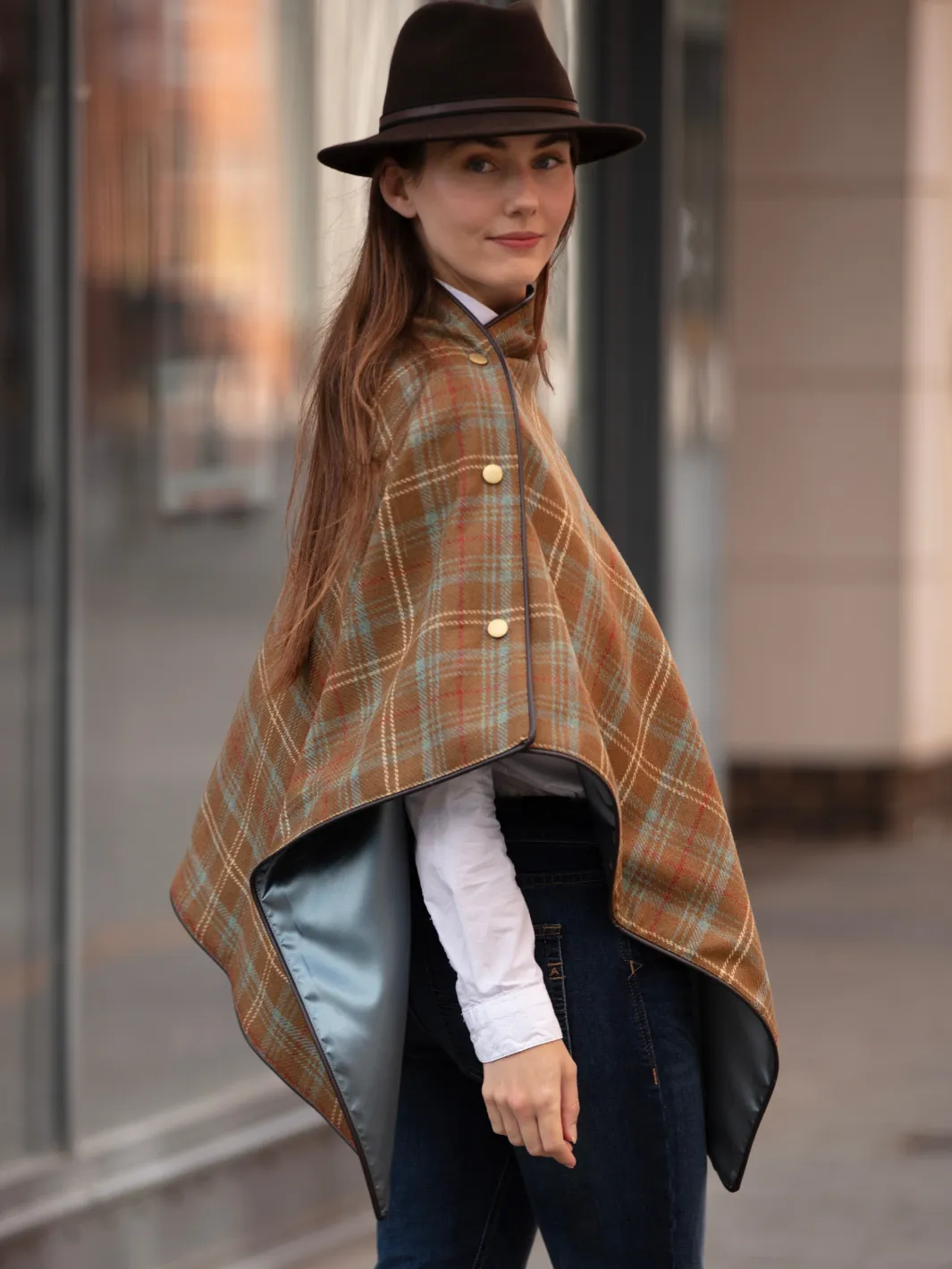 John Partridge Tweed Shawl tweedsjal brun blå rutet ull