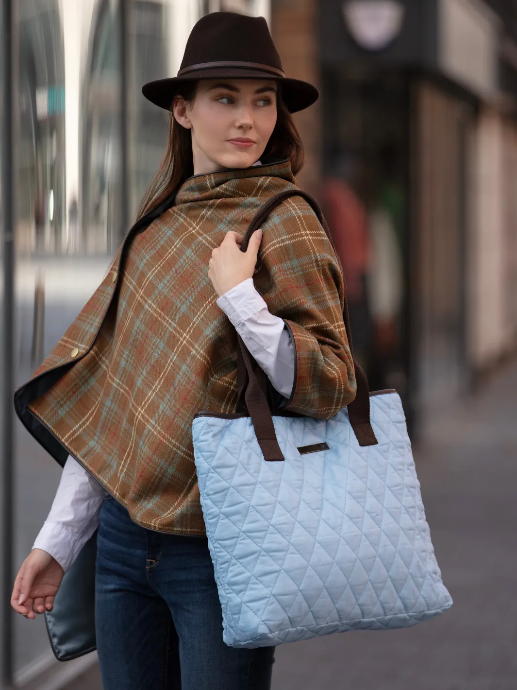 John Partridge Oversized Tote Bag veske babyblå quiltet
