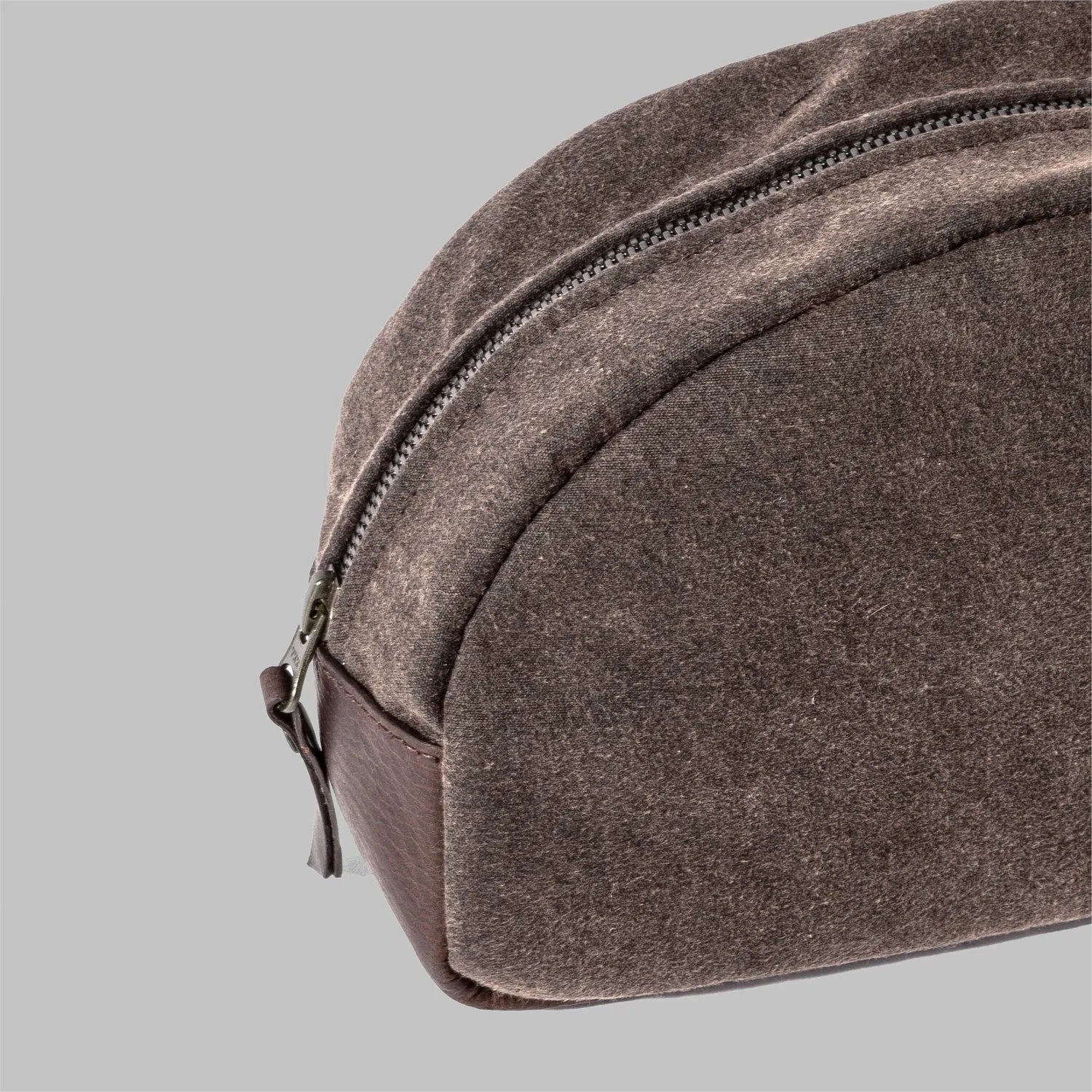 John Partridge Asterley Brown Waxed Cotton toalettmappe brun 4 liter