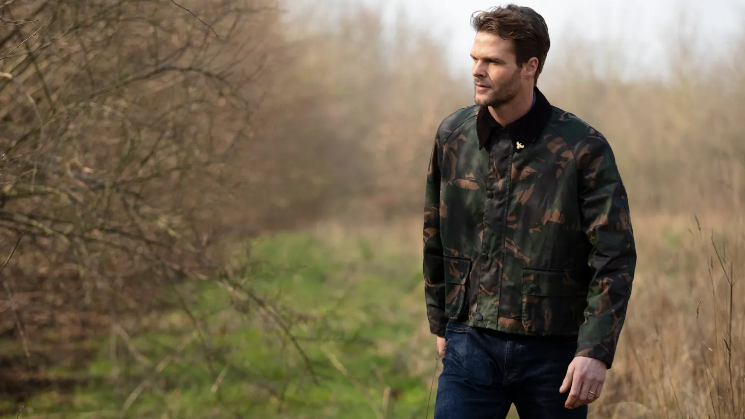John Partridge Landowner Short Wax Walking Jacket voksjakke Olive Camo