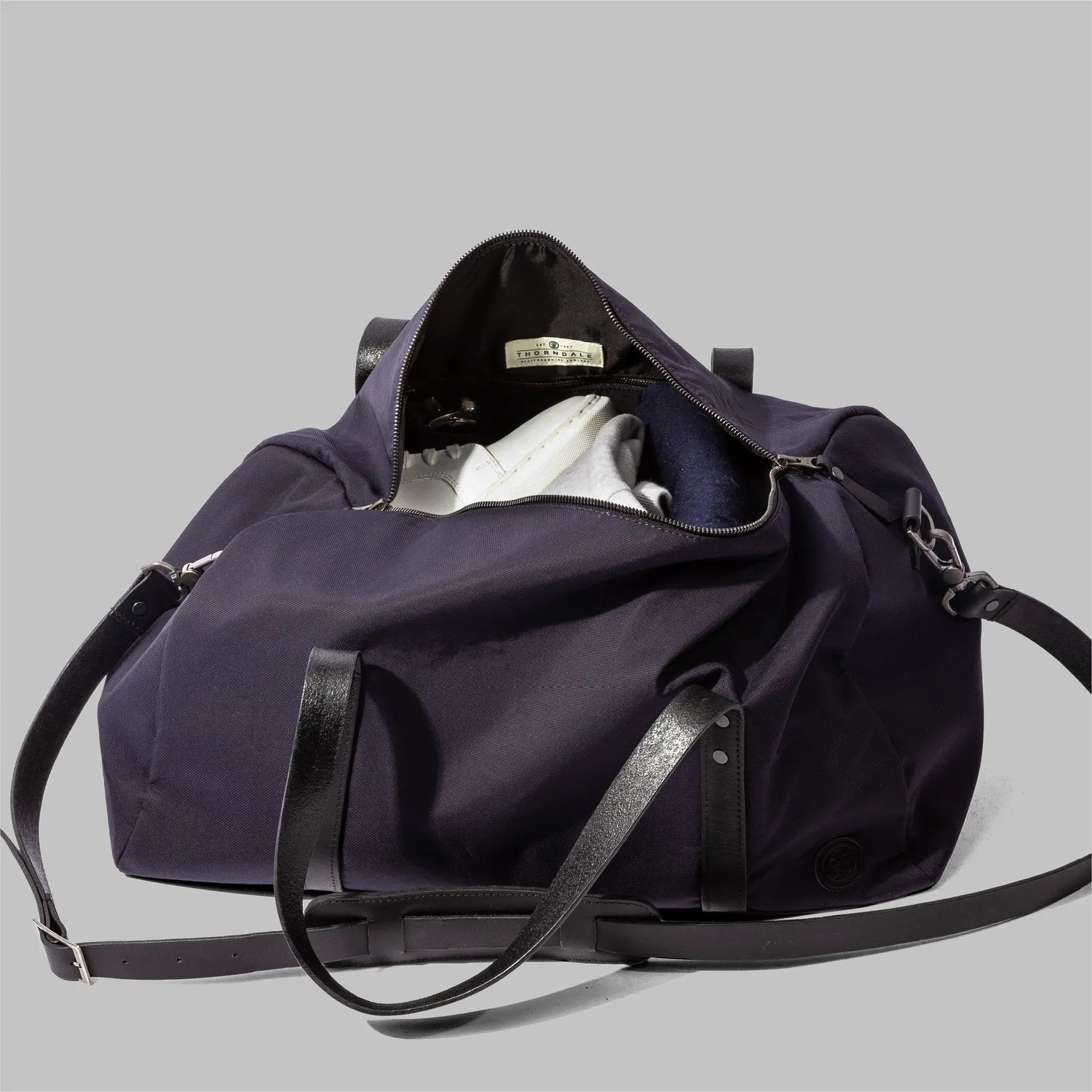 John Partridge Bexley Navy Nylon Weekender weekendbag 28 liter